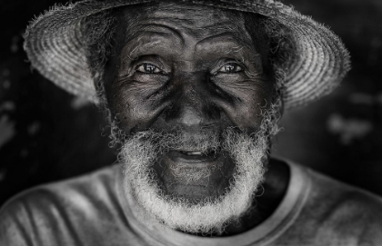 Picture of HAPPY MAN IN CUBA.