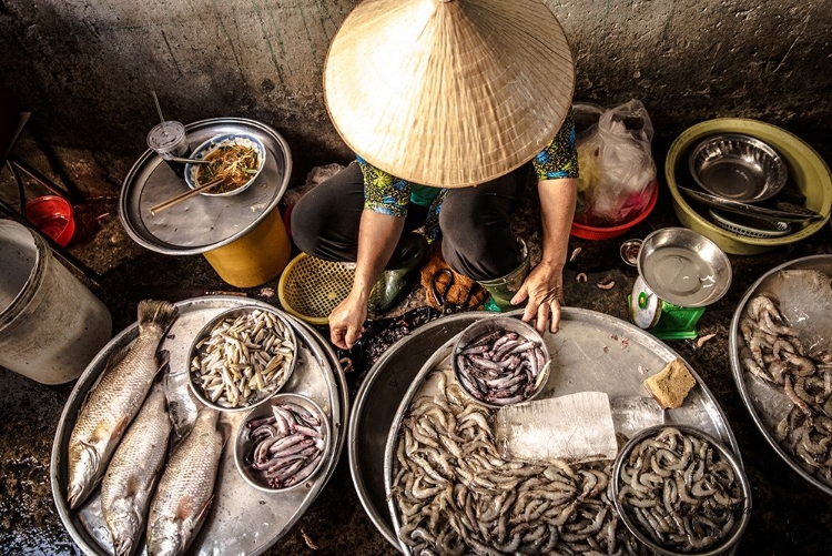 Picture of DAILY LIFE AT THE MARKET