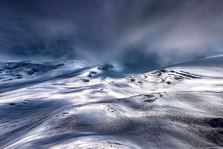 Picture of MAGIC LIGHT ON EMMONA??S GLACIER