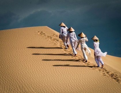 Picture of WALKING UP THE SAND DUNE