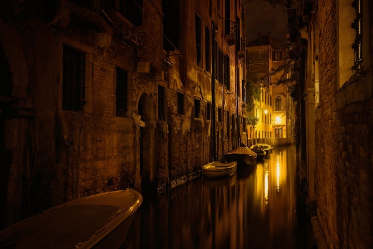 Picture of VENICE AT NIGHT