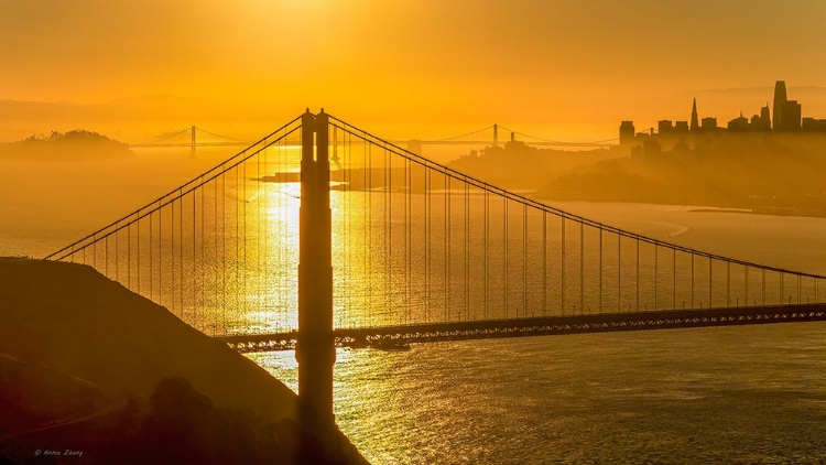 Picture of GOLDEN GATE BRIDGE SUNRISE