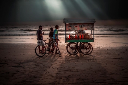 Picture of COLOURED ICE SELLER ( CHUSKI)