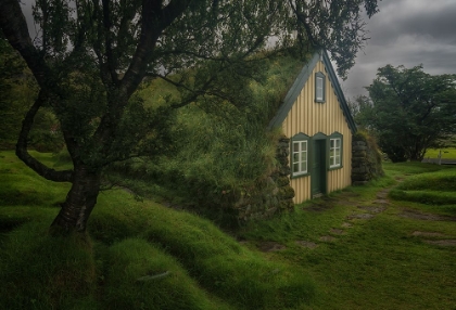 Picture of HOFSKIRKJA TURF CHURCH