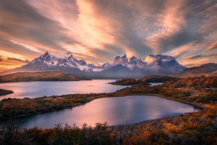 Picture of AUTUMN AT TORRES DEL PAINE