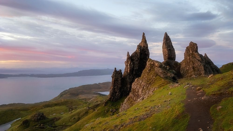Picture of OLD MAN STORR-SCOTLAND