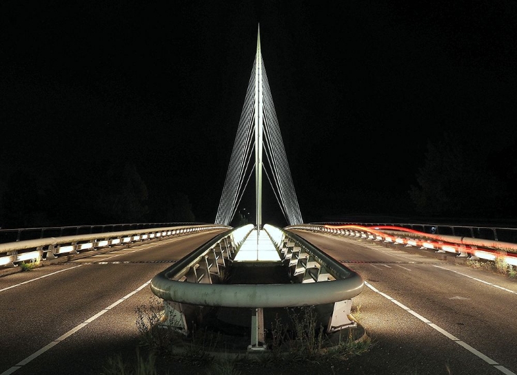 Picture of DE HARP  IN HOOFDDORP -WERK VAN CALATRAVA