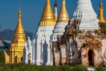 Picture of MYANMAR-SHAN STATE-INDEIN-SHWE INDEIN PAGODA