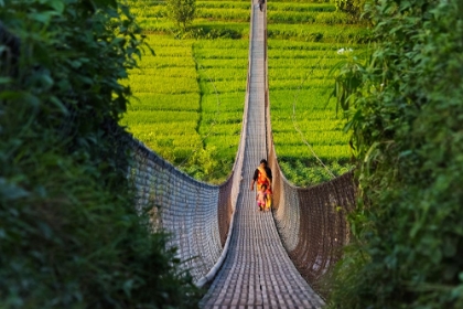 Picture of PEOPLE CROSSING SUSPENSION BRIDGE OVER TRISHULI RIVER-TUPCHE-NUWAKOT DISTRICT-PROVINCE 3-NEPAL