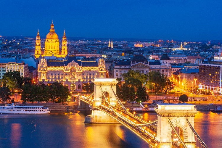 Picture of HUNGARY-BUDAPEST-SZECHENYI CHAIN BRIDGE ACROSS THE DANUBE RIVER-ILLUMINATED AT NIGHT-BUILT BETWEEN 