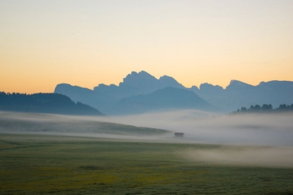 Picture of EUROPE-ITALY-SOUTH TIROL-SUNRISE ON THE SASSO LUNGO AND SASSO PIATTO MOUNTAINS