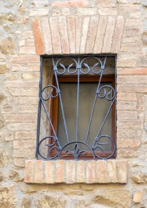 Picture of ITALY-TUSCANY-PROVINCE OF SIENA-MONTALCINO IRON-BARRED WINDOW