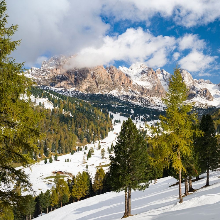 Picture of GEISLER MOUNTAIN RANGE IN THE DOLOMITES OF THE GRODEN VALLEY OR VAL GARDENA IN SOUTH TYROL-ALTO ADI