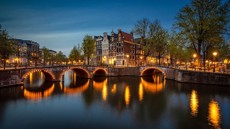 Picture of EUROPE-THE NETHERLANDS-AMSTERDAM-CANAL SCENE AT SUNSET