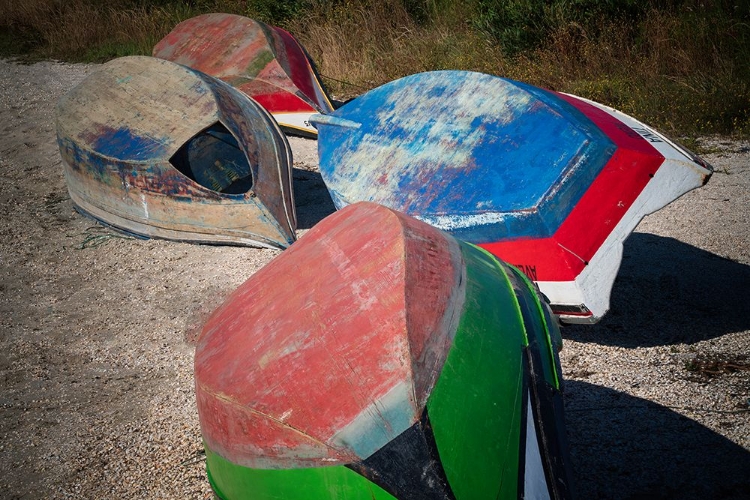 Picture of EUROPE-PORTUGAL-TORREIRA-WOODEN BOATS ON BEACH