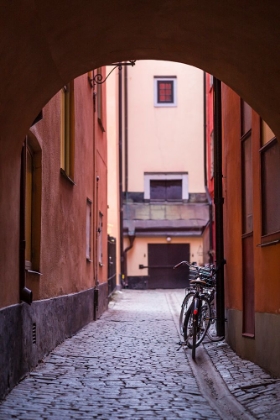 Picture of SWEDEN-STOCKHOLM-GAMLA STAN-OLD TOWN-ROYAL PALACE-OLD TOWN STREET