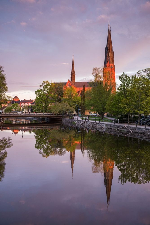 Picture of SWEDEN-CENTRAL SWEDEN-UPPSALA-DOMKYRKA CATHEDRAL-REFLECTION-DUSK