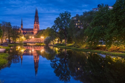 Picture of SWEDEN-CENTRAL SWEDEN-UPPSALA-DOMKYRKA CATHEDRAL-REFLECTION-DUSK