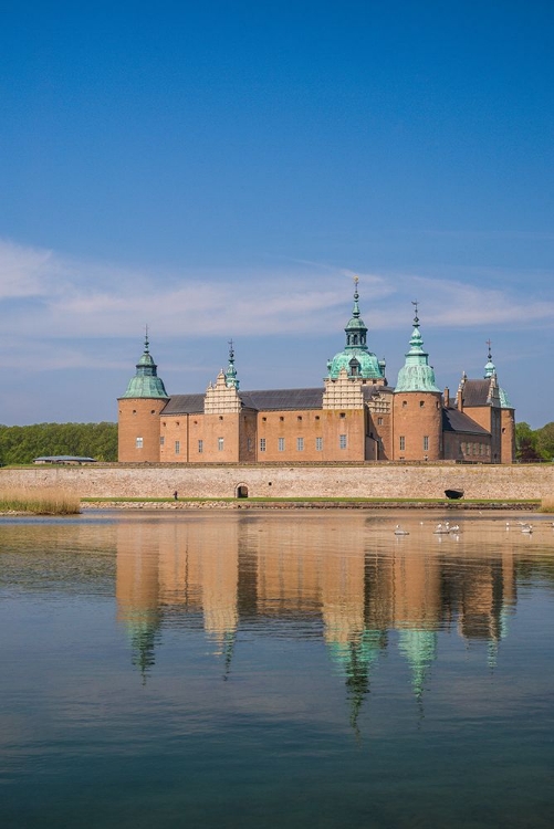 Picture of SWEDEN-KALMAR-KALMAR SLOTT CASTLE