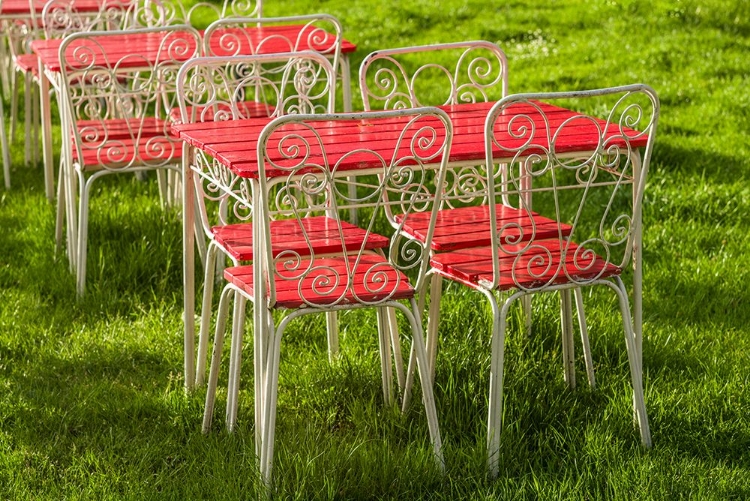 Picture of SOUTHERN SWEDEN-YSTAD-CAFE TABLES