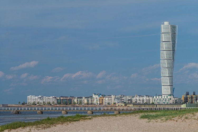 Picture of SWEDEN-SCANIA-MALMO-TURNING TORSO BUILDING-DESIGNED BY ARCHITECT SANTIAGO CALATRAVA-2005