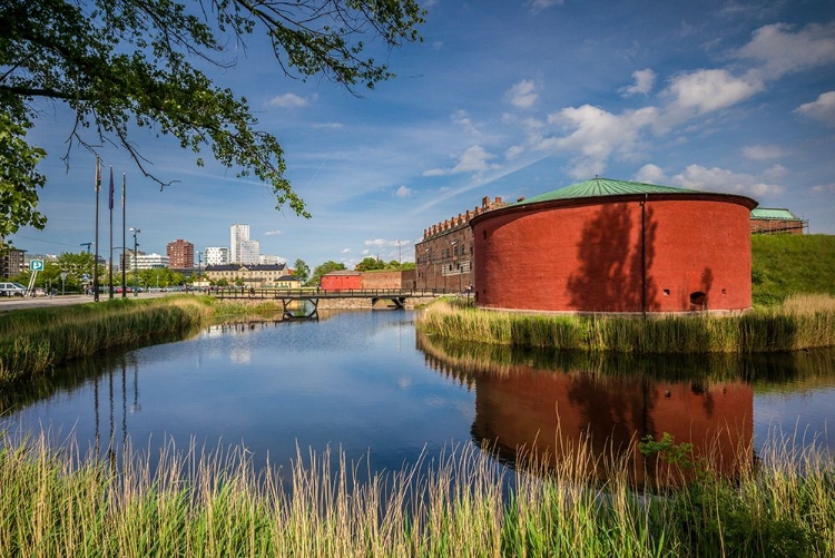 Picture of SWEDEN-SCANIA-MALMO-MALMOHUS SLOTT FORTRESS-EXTERIOR