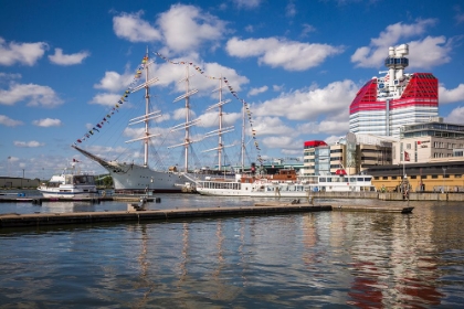 Picture of SWEDEN-VASTRAGOTLAND AND BOHUSLAN-GOTHENBURG-GOTEBORGS-UTKIKEN BUILDING-NICKNAMED THE LIPSTICK