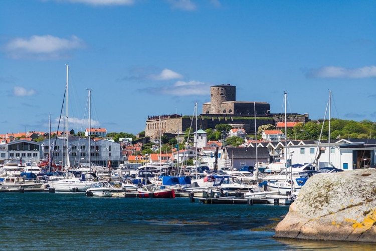 Picture of SWEDEN-BOHUSLAN-MARSTRAND-ISLAND TOWN VIEW WITH THE 17TH CENTURY CARLSTEN FORTRESS