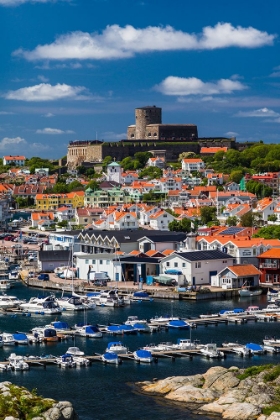 Picture of SWEDEN-BOHUSLAN-MARSTRAND-ISLAND TOWN VIEW WITH THE 17TH CENTURY CARLSTEN FORTRESS