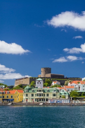 Picture of SWEDEN-BOHUSLAN-MARSTRAND-ISLAND TOWN VIEW WITH THE 17TH CENTURY CARLSTEN FORTRESS