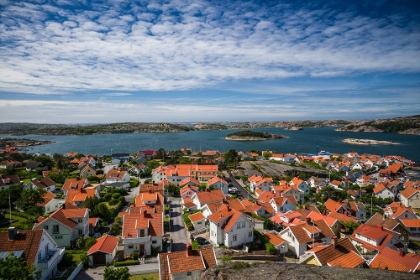 Picture of SWEDEN-BOHUSLAN-FJALLBACKA-ELEVATED TOWN VIEW FROM THE VETTEBERGET CLIFF