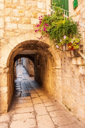 Picture of SPLIT-SOUTHEASTERN TIP OF CROATIA-DALMATIAN COAST-ADRIATIC SEA-CROATIA-EASTERN EUROPE-ARCHWAY OVER 