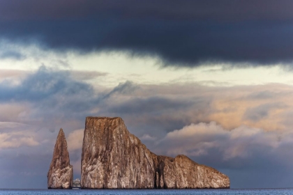 Picture of KICKER ROCK OR LEON DORMIDO-SAN CRISTOBAL ISLAND-GALAPAGOS-ECUADOR