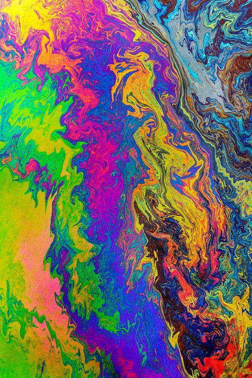 Picture of ABSTRACT PATTERN IN OIL SPILLED IN SMALL STREAM-COSTA RICA