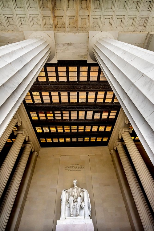 Picture of TALL WHITE COLUMNS-LINCOLN MEMORIAL-WASHINGTON DC-DEDICATED 1922-STATUE BY DANIEL FRENCH