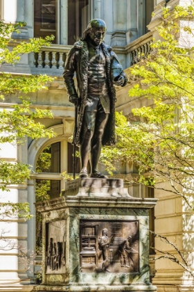 Picture of BENJAMIN FRANKLIN STATUE-BOSTON-MASSACHUSETTS-FRONT OF THE BOSTON LATIN SCHOOL FOUNDED 1635-STATUE 