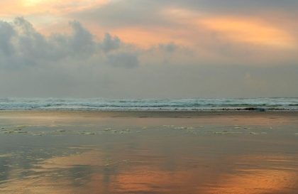 Picture of SUNSET OVER THE PACIFIC OCEAN AT CANNON BEACH-OREGON-USA