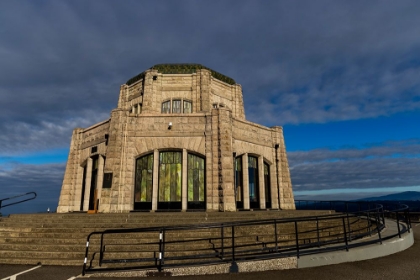 Picture of VISTA HOUSE AT CROWN POINT IN MULTNOMAH COUNTY-OREGON-USA