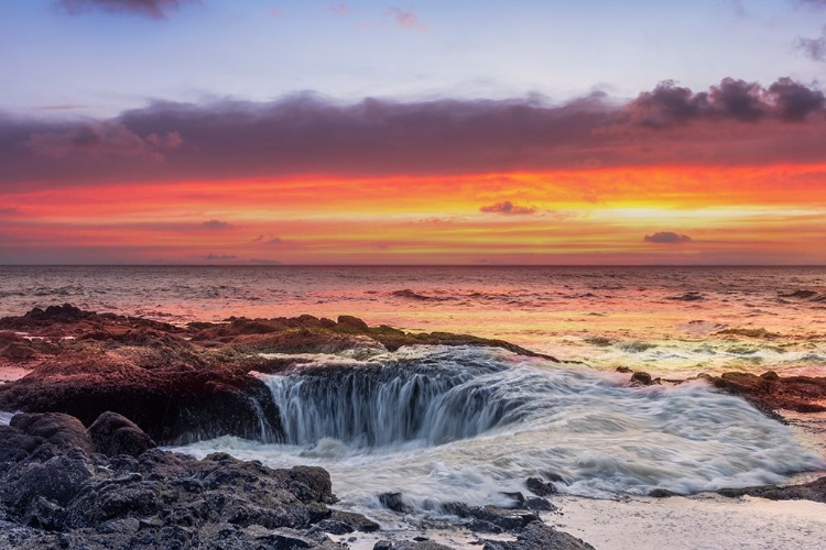 Picture of USA-OREGON-YACHATS THORS WELL-WAVES CRASHING INTO THORS WELL