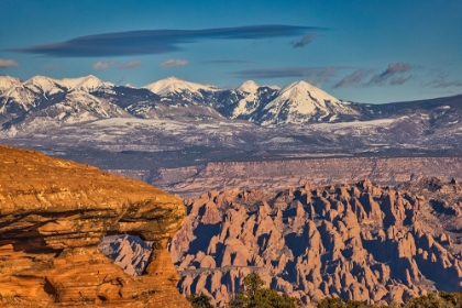 Picture of FANG ARCH-DEAD HORSE POINT-CANYONLANDS NATIONAL PARK-UTAH