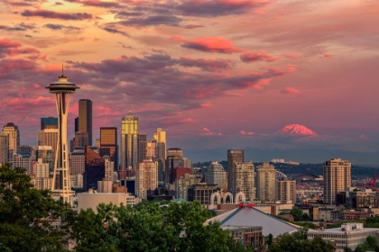 Picture of SEATTLE-WASHINGTON STATE SKYLINE AND DISTANT MT RAINIER