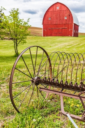 Picture of ALBION-WASHINGTON STATE-USA-RED BARNS AND ANTIQUE FARM EQUIPMENT IN THE PALOUSE HILLS