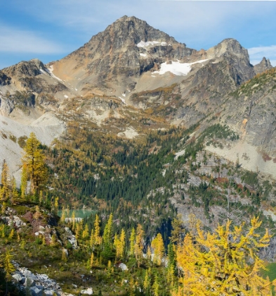 Picture of WASHINGTON STATE-NORTH CASCADES-LEWIS LAKE AND BLACK PEAK-VIEW FROM HEATHER PASS