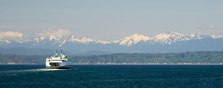 Picture of WASHINGTON STATE-SEATTLE-WASHINGTON STATE FERRY ON ELLIOTT BAY-OLYMPIC MOUNTAINS IN BACKGROUND