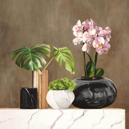 Picture of FLORAL SETTING ON WHITE MARBLE II