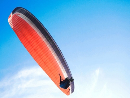 Picture of HANG GLIDING