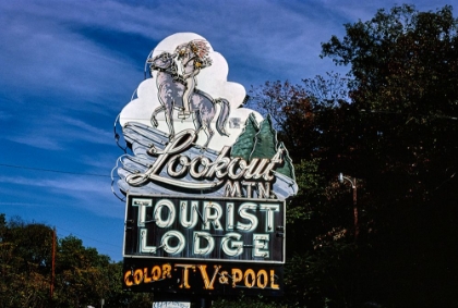 Picture of LOOKOUT MOUNTAIN TOURIST LODGE SIGN 1980 HORIZONTAL