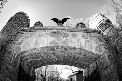 Picture of POINT PARK GATE BW