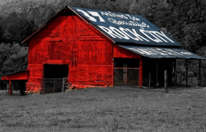 Picture of ROCK CITY BARN 4 CUSTOM COLOR BW MASK