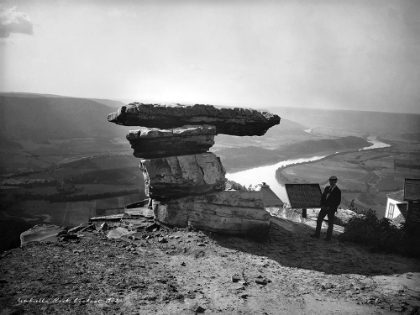 Picture of UMBRELLA ROCK LOOKOUT 1902